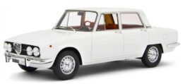 ALFA 2000 BERLINA 1971 WHITE 1:18 Laudo Racing