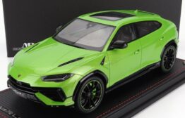 LAMBORGHINI URUS S 2022 CON VETRINA 1:18