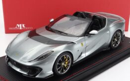 FERRARI 812 COMPETIZIONE A SPIDER 2022 CON VETRINA