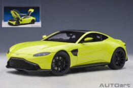 ASTON MARTIN VANTAGE 2019 LIME ESSENCE 1:18