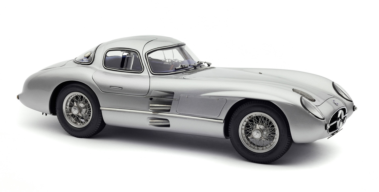 CMC Mercedes-Benz 300 SLR Coupé, 1955, interni blu