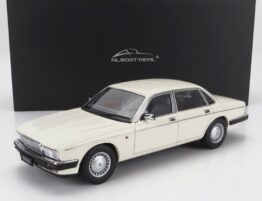 ALMOST-REAL 1/18 JAGUAR - DAIMLER XJ6 (XJ40) 1986