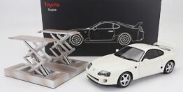 LCD-MODEL 1/18 TOYOTA SUPRA MKIV (A80) COUPE 1993