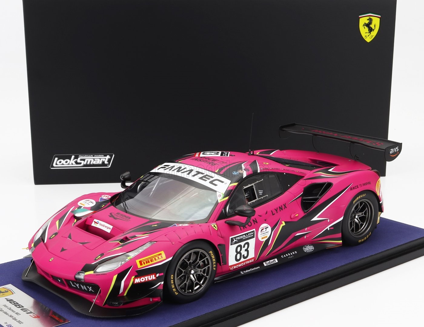 LOOKSMART 1/18 FERRARI 488 GT3 EVO 3.9L TURBO V8