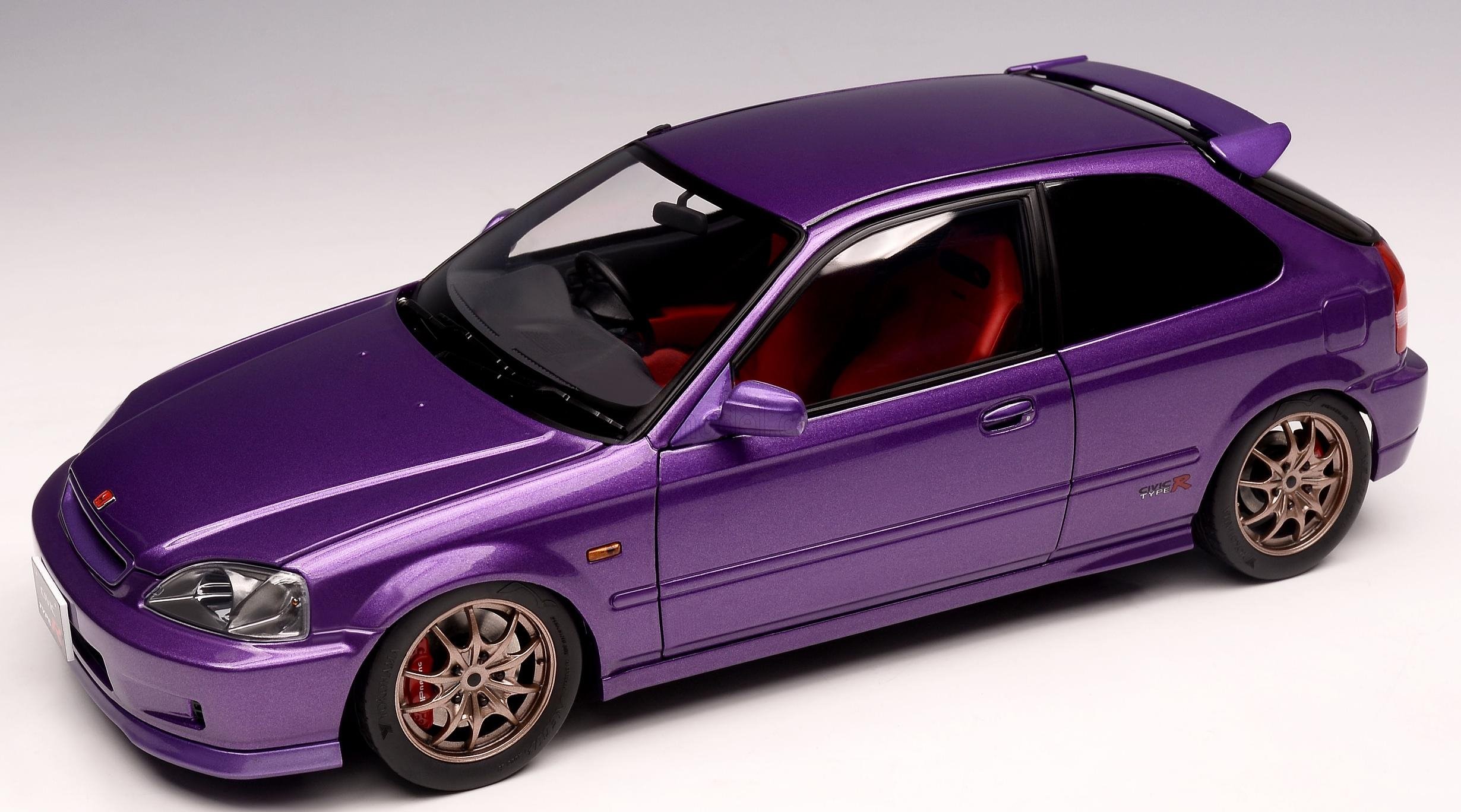 MOTORHELIX 1/18 HONDA CIVIC TYPE-R (EK9) 1997